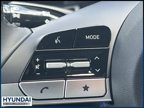 New 2026 Hyundai Elantra Limited FWD image 30