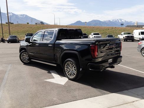 Used 2019 GMC Sierra 1500 Denali w/ Denali Ultimate Package AWD/4WD image 4