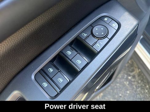 Used 2025 Nissan Pathfinder SV w/ SV Premium Package AWD/4WD image 14