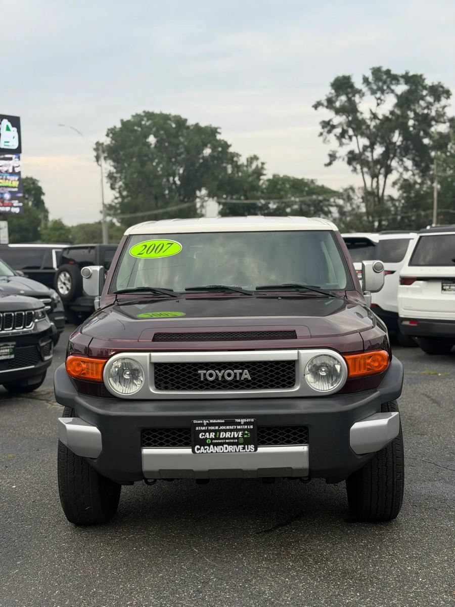 Used 2007 Toyota FJ Cruiser 4WD w/ Convenience Pkg image 1
