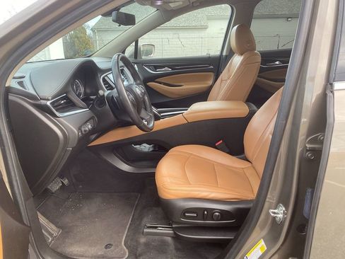 Used 2020 Buick Enclave Essence w/ Sound and Sites Package image 12