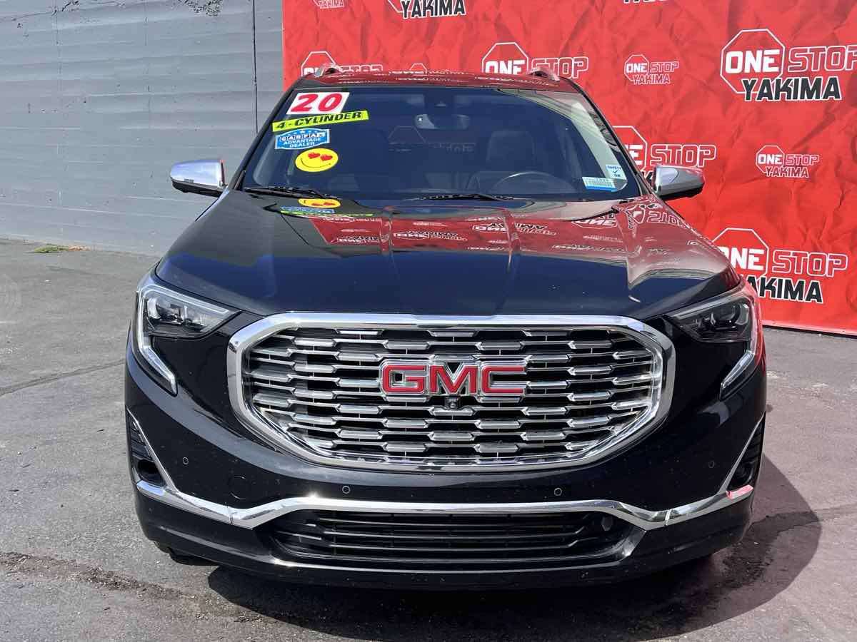 Used 2020 GMC Terrain Denali w/ GMC Pro Grade Package AWD/4WD image 2