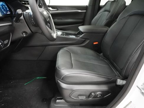 New 2026 Jeep Grand Cherokee Limited image 11