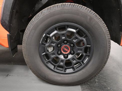 Certified 2022 Toyota Tundra TRD Pro AWD/4WD image 31