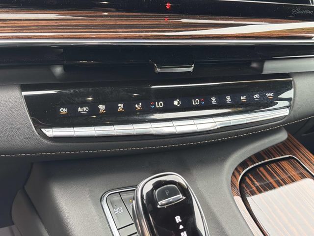 Used 2023 Cadillac Escalade ESV Premium Luxury AWD/4WD image 34