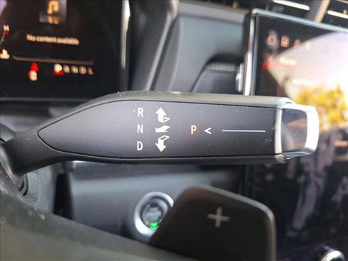 Used 2025 GMC Terrain Elevation image 13