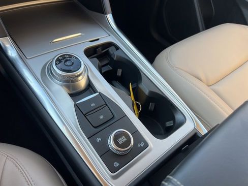 Certified 2023 Ford Explorer XLT w/ Equipment Group 202A image 15