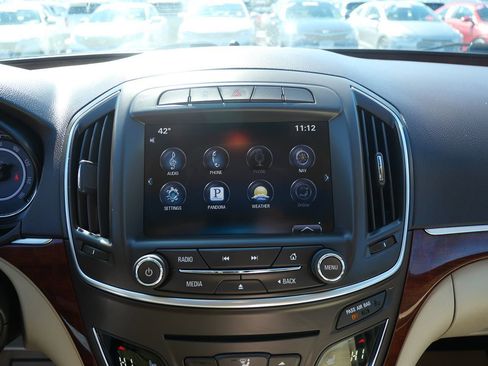 Used 2014 Buick Regal AWD image 13