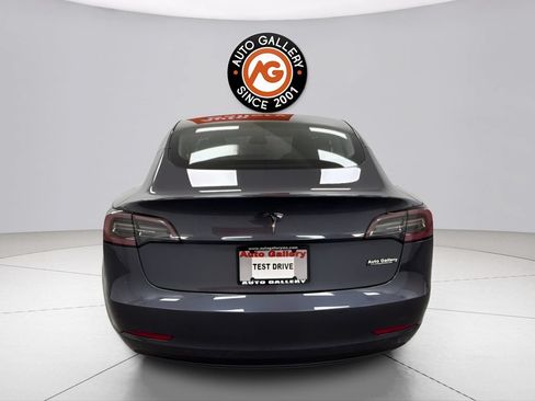 Used 2023 Tesla Model 3 Standard Range RWD image 4