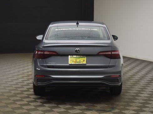 Used 2024 Volkswagen Jetta S image 7