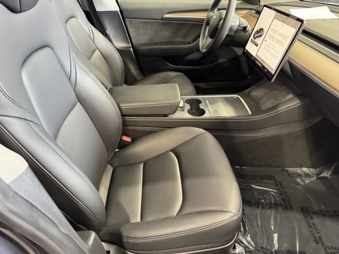 Used 2023 Tesla Model 3 Standard Range RWD image 6