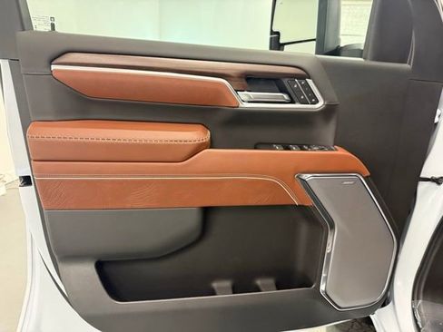 New 2026 GMC Sierra 2500 Denali Ultimate AWD/4WD image 13