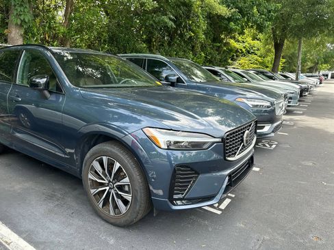 Used 2024 Volvo XC60 B5 Plus w/ Protection Package Premier AWD/4WD image 3