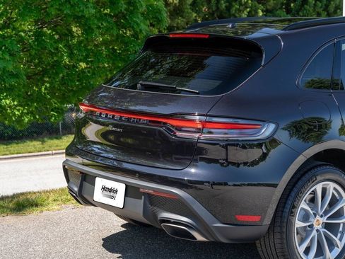 Used 2026 Porsche Macan AWD/4WD image 14