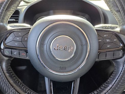 Certified 2017 Jeep Renegade Altitude w/ Advanced Technology Group image 29