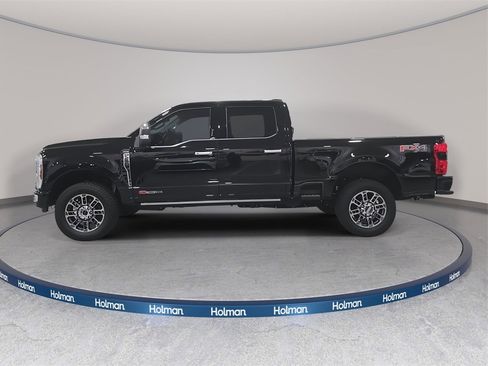 Used 2024 Ford F250 Limited w/ FX4 Off-Road Package image 9