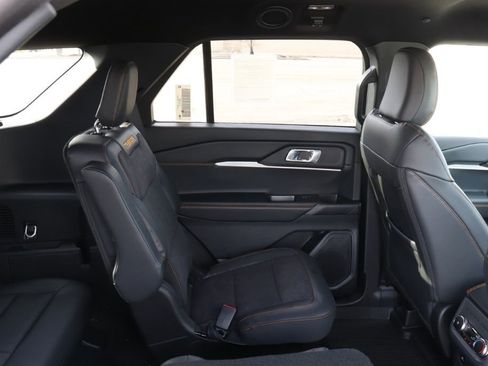 New 2026 Ford Explorer Tremor w/ Tremor Convenience Package image 17