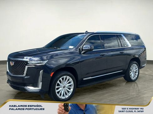 Used 2024 Cadillac Escalade ESV Premium Luxury AWD/4WD image 2