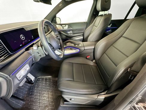 Certified 2025 Mercedes-Benz GLS 450 4MATIC image 19