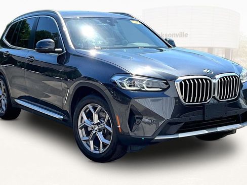 Used 2022 BMW X3 xDrive30i AWD/4WD image 3