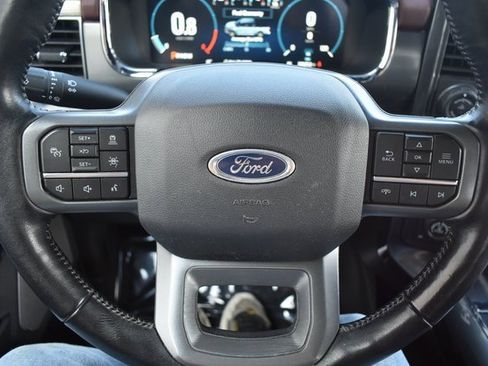 Used 2022 Ford F150 Lariat w/ Equipment Group 502A High image 23