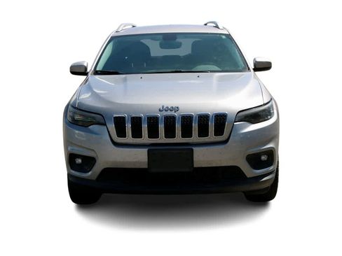Used 2019 Jeep Cherokee Latitude Plus w/ Comfort/Convenience Group AWD/4WD image 2