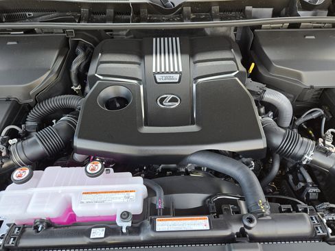 New 2026 Lexus LX 600 4WD w/ Accessory Package (2T) image 21