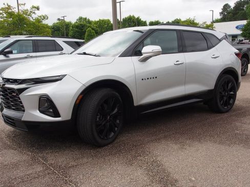 Used 2021 Chevrolet Blazer RS w/ Enhanced Convenience Package AWD/4WD image 4