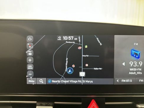 Used 2023 Hyundai Elantra SEL w/ Convenience Package FWD image 22