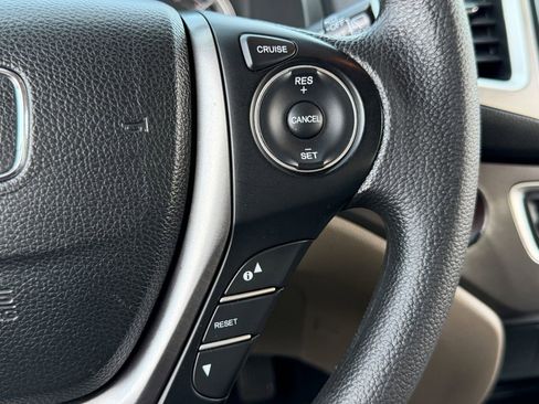 Used 2016 Honda Pilot LX image 28