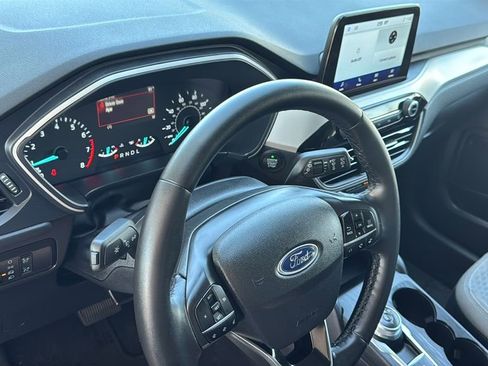 Certified 2022 Ford Escape SE w/ Convenience Package image 21