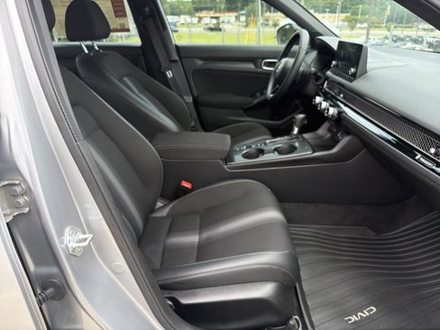 Used 2023 Honda Civic Sport image 31
