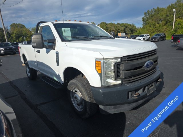 Used 2017 Ford F250 XL w/ Power Equipment Group AWD/4WD image 3