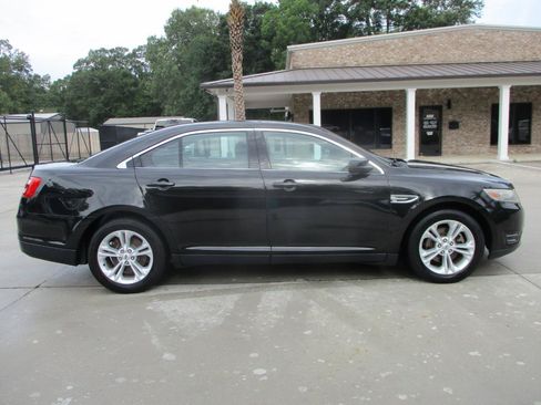 Used 2013 Ford Taurus SEL FWD image 17