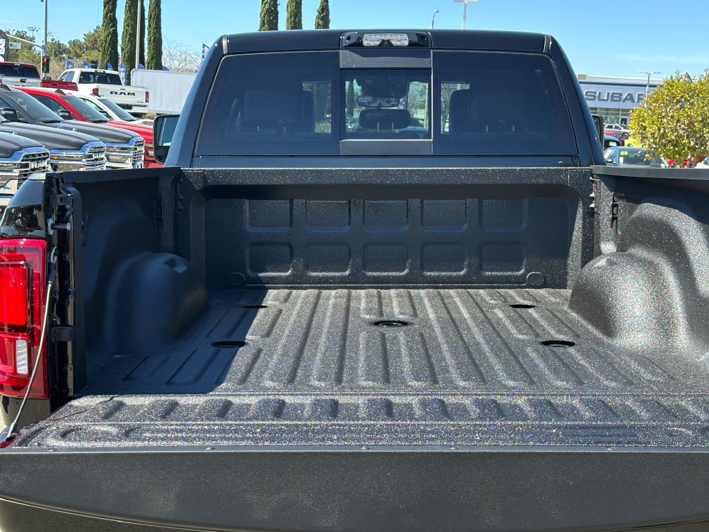 New 2026 RAM 2500 Laramie AWD/4WD image 15