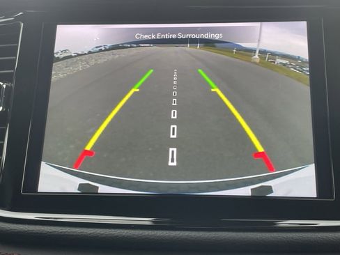 Used 2024 Dodge Durango GT image 27