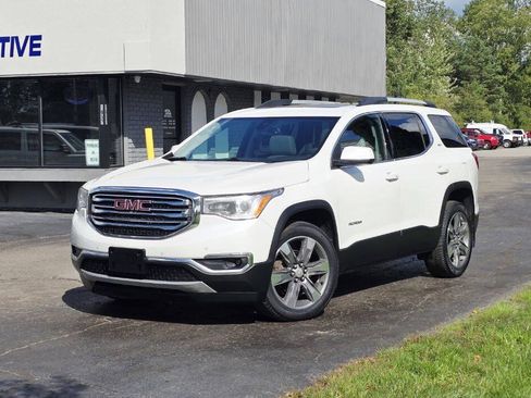 Used 2018 GMC Acadia SLT w/ LPO, Floor Liner Package AWD/4WD image 2