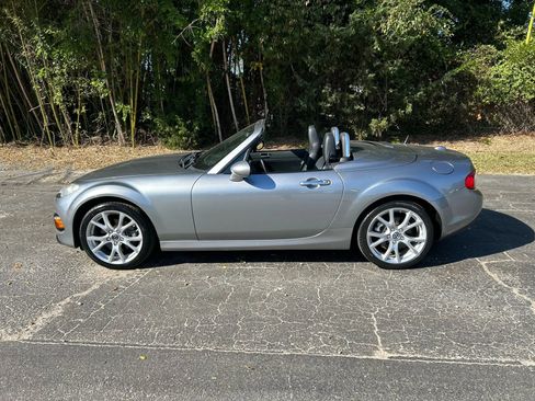 Used 2014 MAZDA MX-5 Miata Grand Touring w/ Premium Package image 11