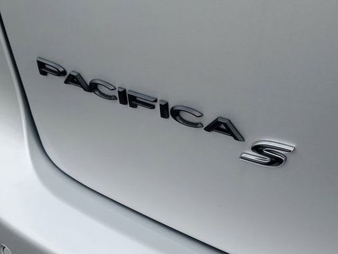 New 2026 Chrysler Pacifica Select w/ S Appearance Package image 7