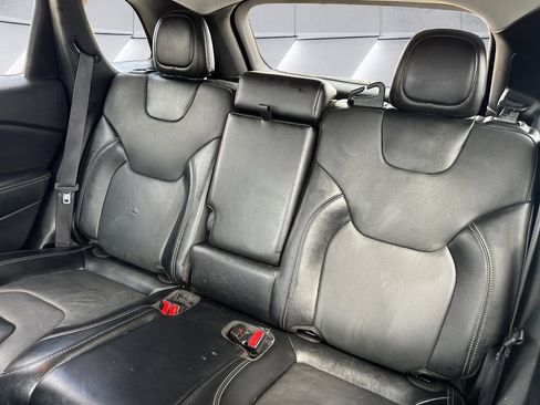 Used 2023 Jeep Cherokee Altitude Lux image 15