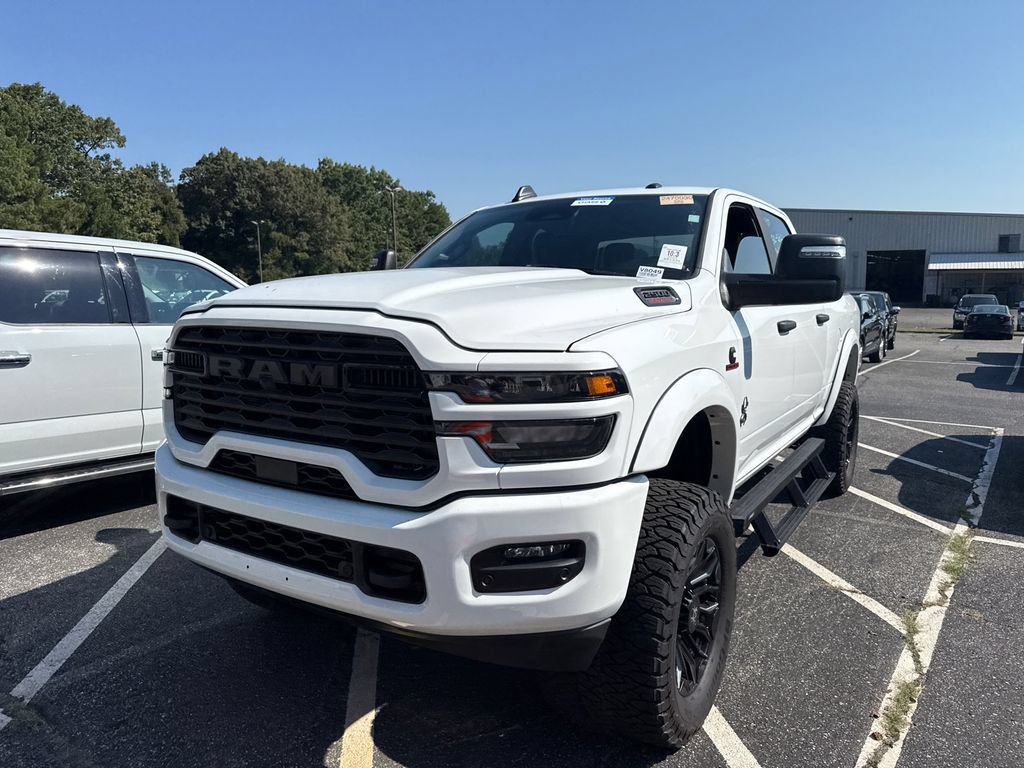 Used 2025 RAM 2500 Big Horn AWD/4WD image 7