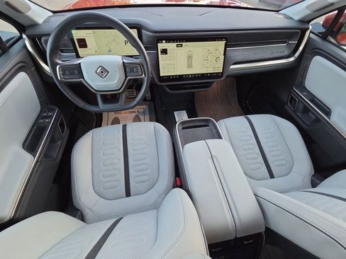 Used 2023 Rivian R1S Adventure AWD/4WD image 14