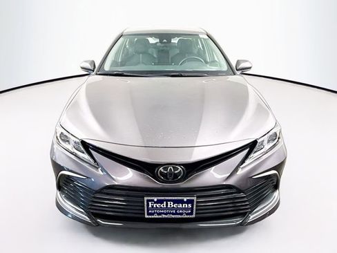 Used 2023 Toyota Camry LE image 2