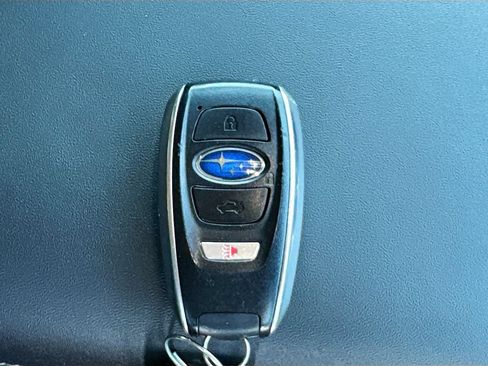 Certified 2025 Subaru Outback Limited AWD/4WD image 32