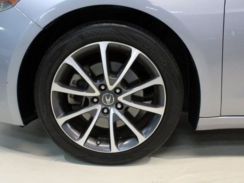Used 2015 Acura TLX V6 image 9
