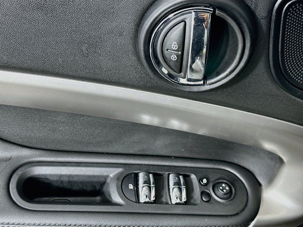 Used 2024 MINI Cooper Countryman S FWD image 18