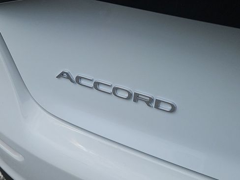 Certified 2023 Honda Accord EX image 12