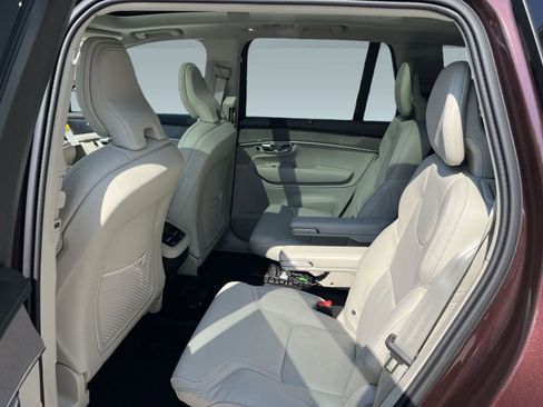 New 2026 Volvo XC90 B5 Ultra image 15