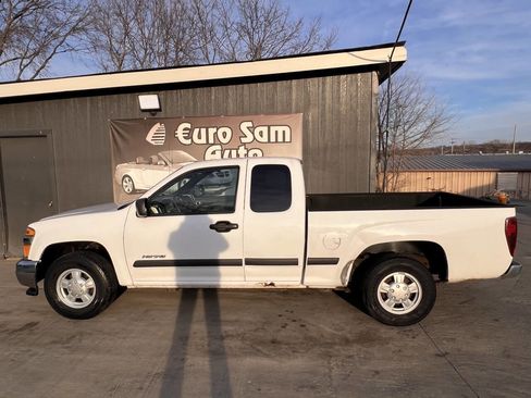 Used 2007 Isuzu i-370 LS image 3