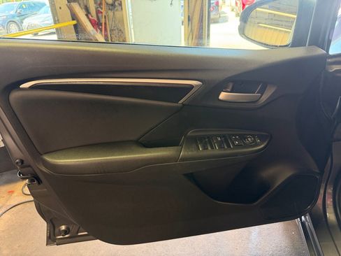Used 2016 Honda Fit EX-L image 36